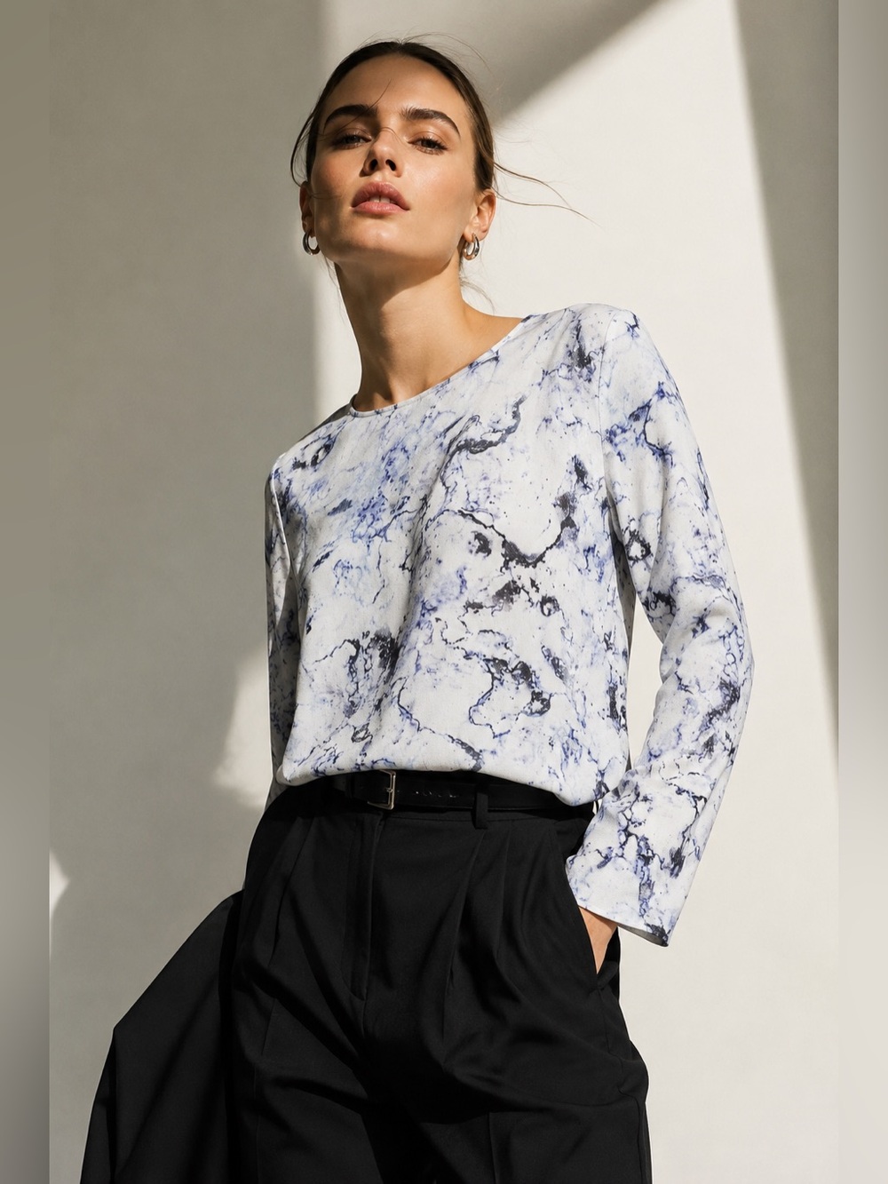 Philosophy Marble Print Long Sleeve Blouse Size M | Blue White Abstract Top